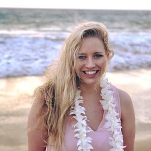 Meet your Posher, Carrie